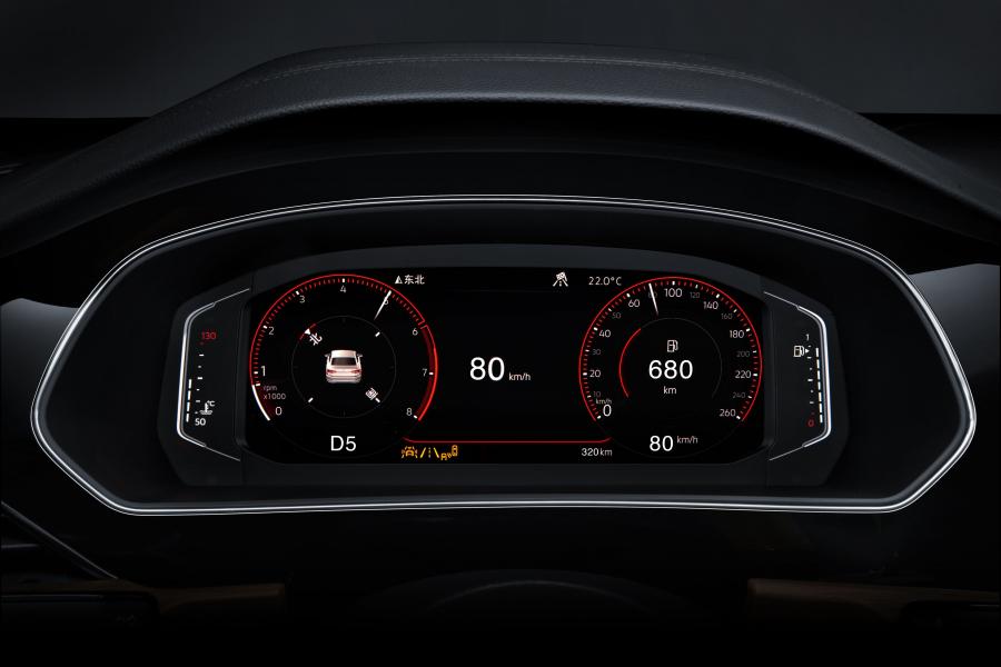 Панель приборов Volkswagen Passat 380 TSI 2018 года  (CN) (фото 24 из 36)